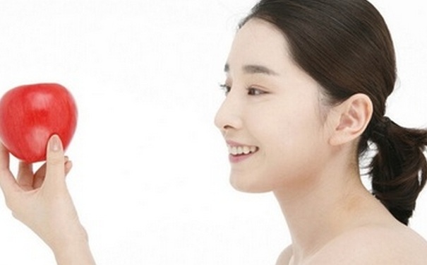 20歲女生怎么保養皮膚？20歲女生如何保養皮膚？(1)