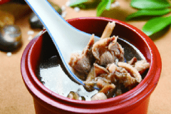 喝老鴨湯的好處有哪些？荔枝干老鴨湯怎么做？[圖]