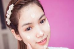 為什么涂了乳液感覺(jué)油油的？用了乳液后感覺(jué)很油怎么辦？[圖]