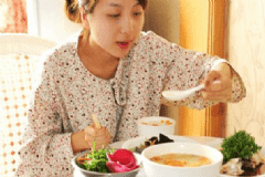孕前應注意的營養問題有哪些？孕期補充營養要知道哪些知識？[圖]