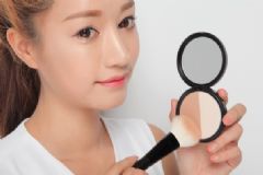 眼影能當(dāng)修容粉用嗎？眼影當(dāng)修容粉用可以嗎？[多圖]