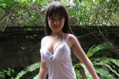 15歲女孩乳房發育的怎么樣？15歲女生胸部是什么樣的？[圖]