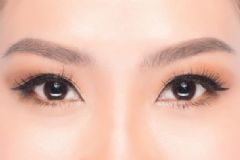 怎樣能讓眼睛變大？眼睛變大的方法有哪些？[圖]
