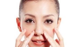如何消除眼袋？眼袋按摩手法[圖]