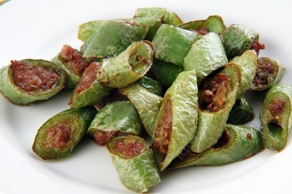 辣椒里面塞肉餡叫什么菜？辣椒里面塞肉餡怎么做？(4)