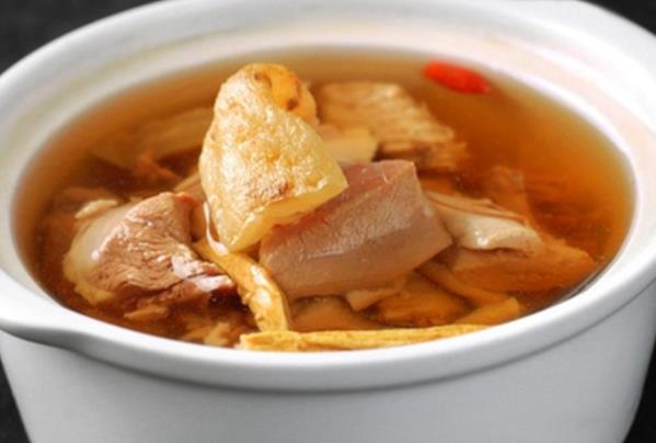 鴿子湯燉多久比較好 鴿子怎么燉營養又好吃