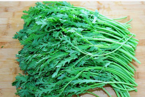 茼蒿痛風(fēng)能吃嗎？茼蒿可以降血糖嗎？